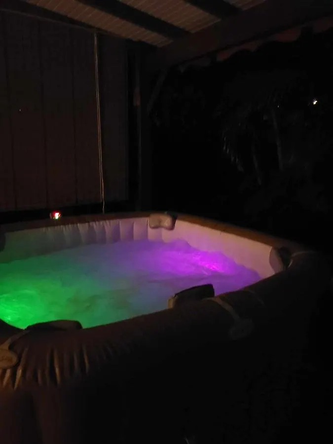 Gite Kaz' A Tyka Jacuzzi Privatif Saint-Francois  Saint-Francois (Grande-Terre)
