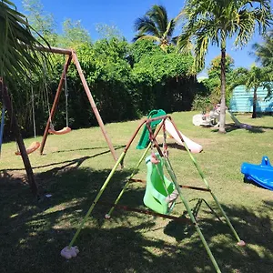  Hébergement de vacances Bungalow 2 Ch A St Francois